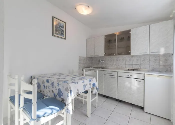 Jaksa Apartmán *